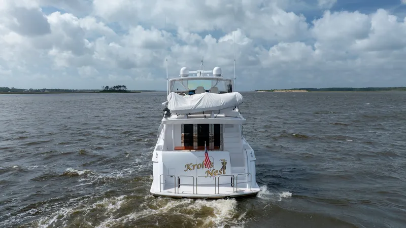 Slide: The Image of Hatteras Motor Yacht 2008 - 6224292