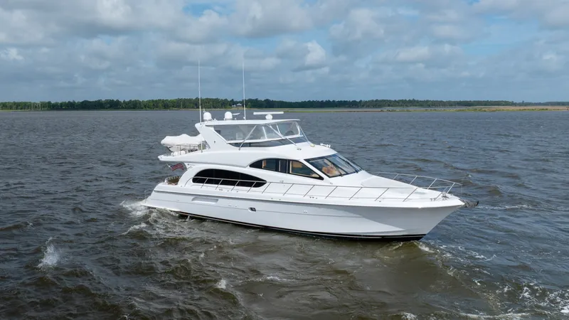 Slide: The Image of Hatteras Motor Yacht 2008 - 6224294