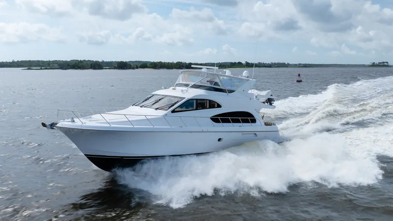 Slide: The Image of Hatteras Motor Yacht 2008 - 6224304