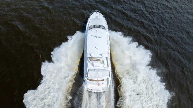 Slide: The Image of Hatteras Motor Yacht 2008 - 6224315