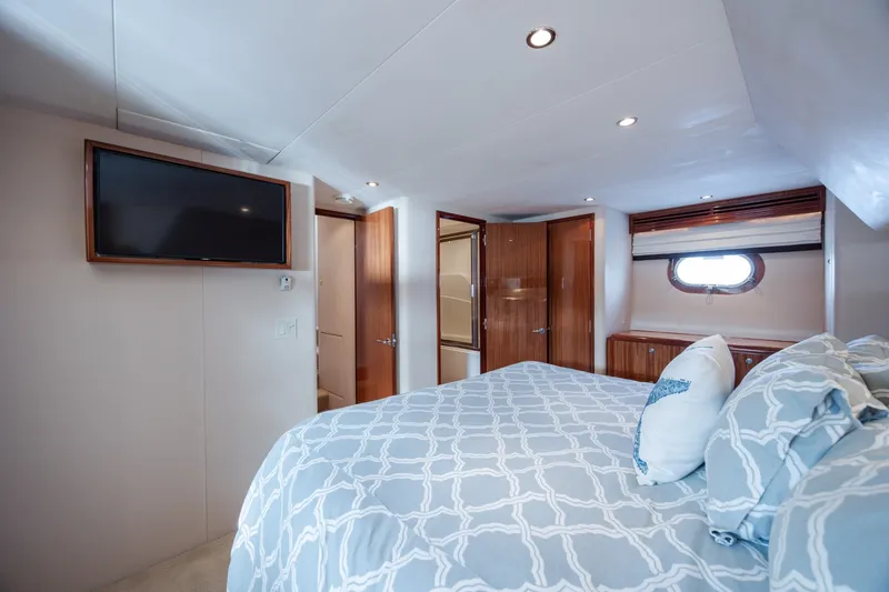 Slide: The Image of Hatteras Motor Yacht 2008 - 6224158