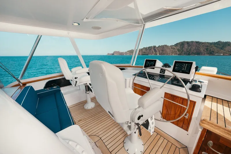 Slide: The Image of 1971 Feadship 101 - 6420332