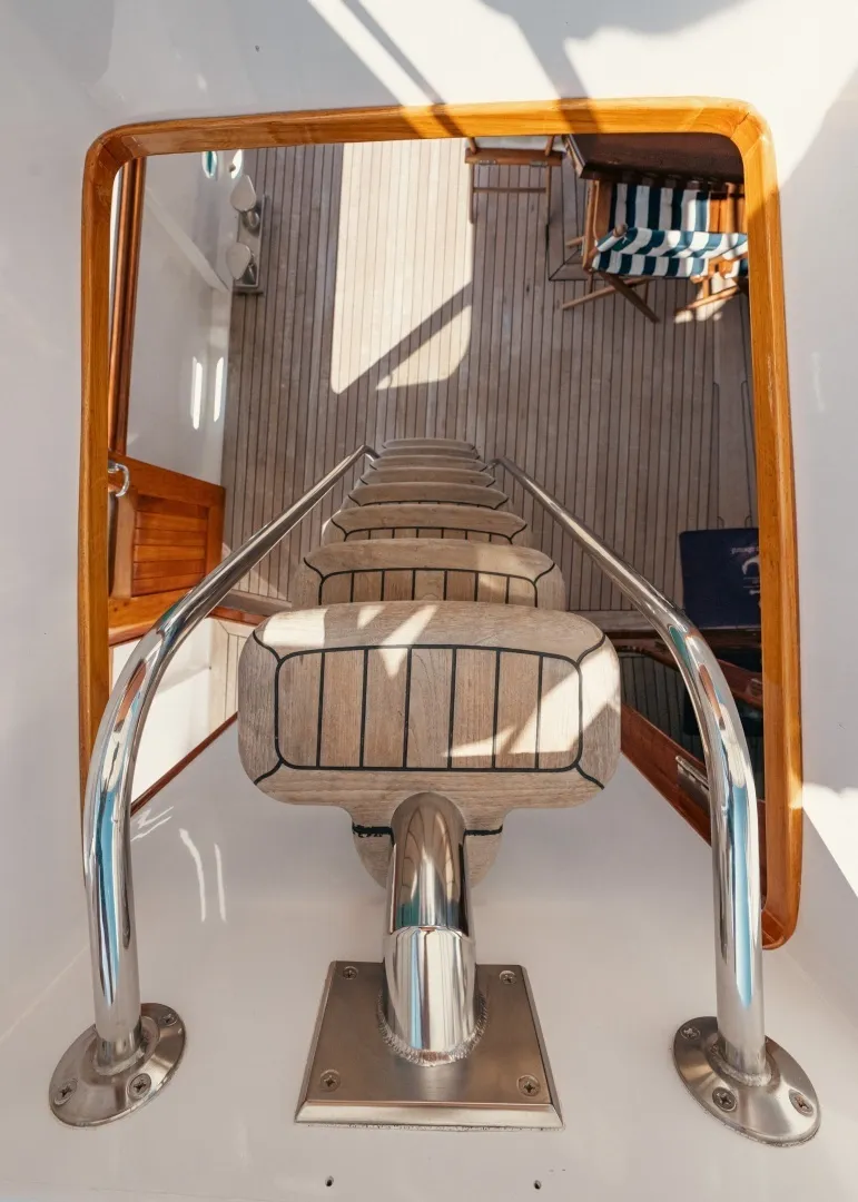 Slide: The Image of 1971 Feadship 101 Stairs - 6420346