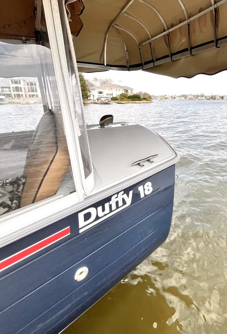 Slide: The Image of Duffy 18 Snug Harbor 2021 - 6054199