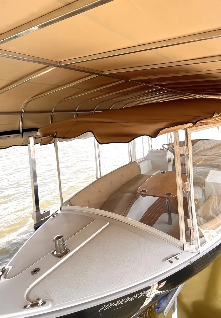 Slide: The Image of Duffy 18 Snug Harbor 2021 - 6054200