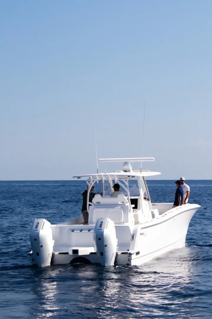 Slide: The Image of Front Runner 35 CAT 2026 - 6054262