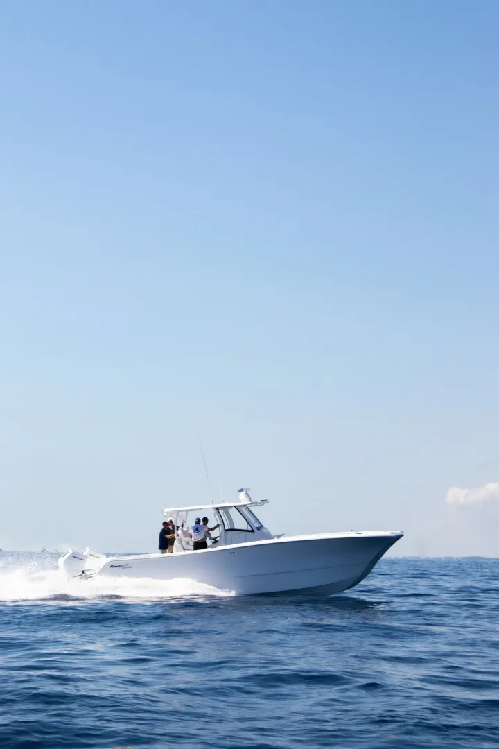 Slide: The Image of Front Runner 35 CAT 2026 - 6054264