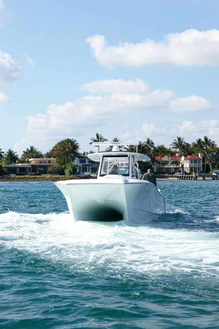 Slide: The Image of Front Runner 35 CAT 2026 - 6054265