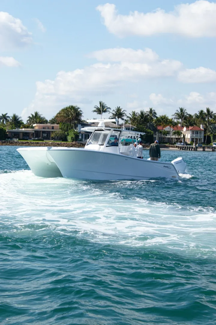 Slide: The Image of Front Runner 35 CAT 2026 - 6054266