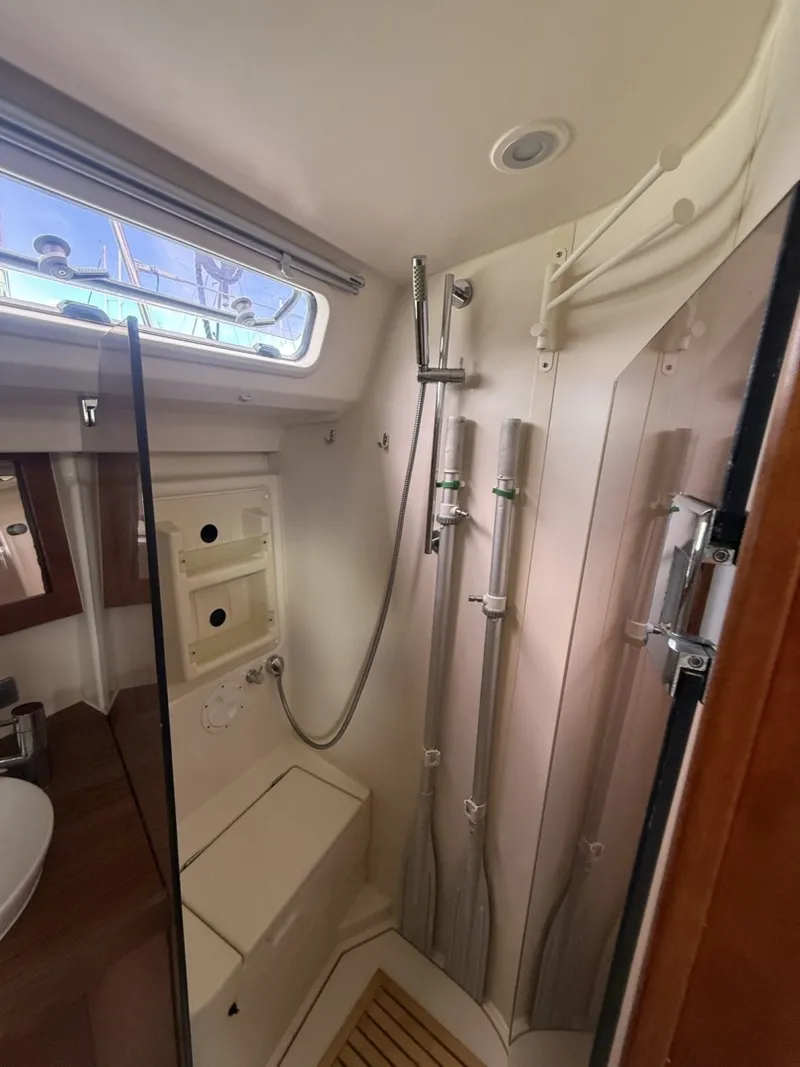 Slide: The Image of Hanse 415 2013 - 6067030