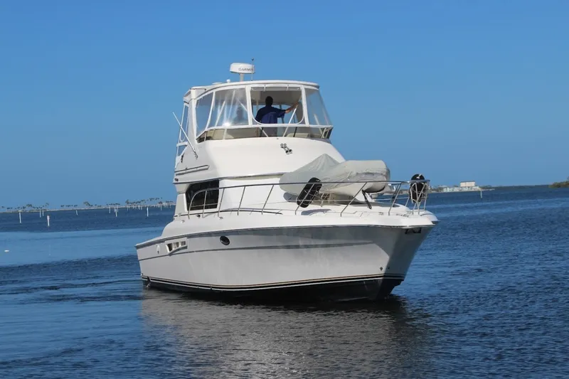 Slide: The Image of Silverton 42 Convertible 2001 - 6054568