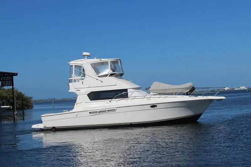 Slide: The Image of Silverton 42 Convertible 2001 - 6054569