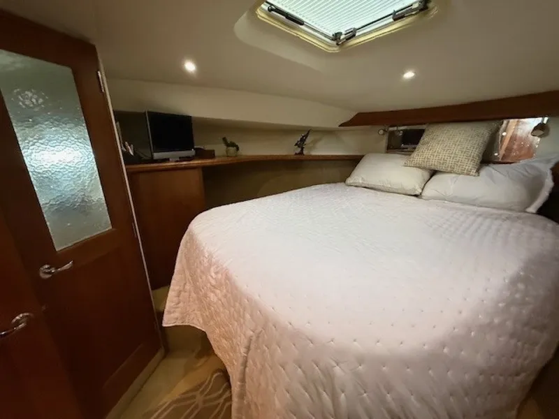 Slide: The Image of Silverton 42 Convertible 2001 - 6054658