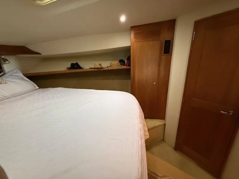 Slide: The Image of Silverton 42 Convertible 2001 - 6054659