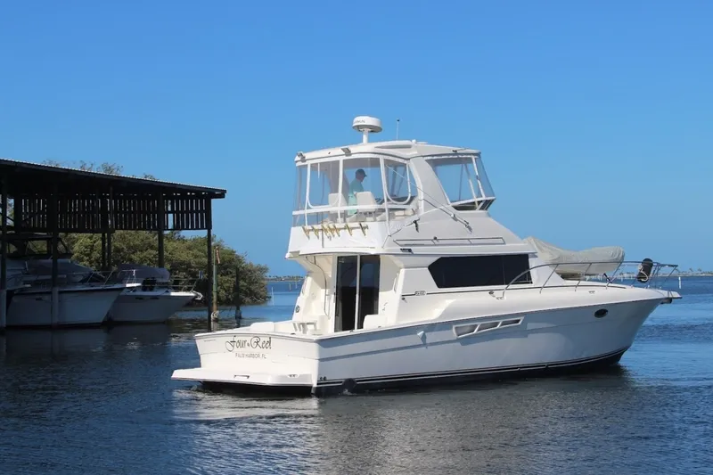 Slide: The Image of Silverton 42 Convertible 2001 - 6054571