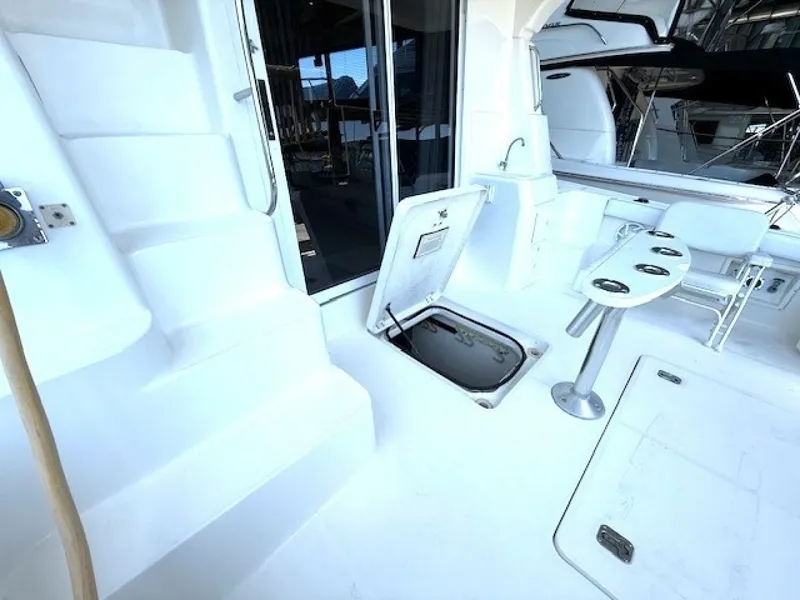 Slide: The Image of Silverton 42 Convertible 2001 - 6054685