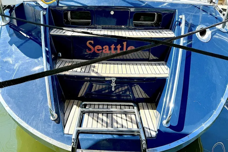 Slide: The Image of Hylas 49 1998 - 6054778