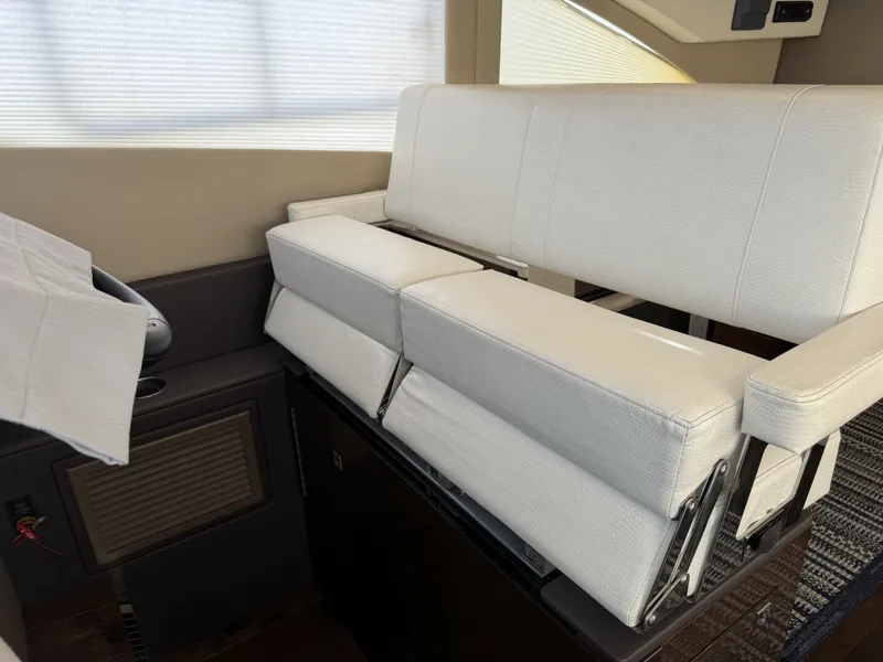 Slide: The Image of Carver Yachts C37 Coupe 2020 - 7767156