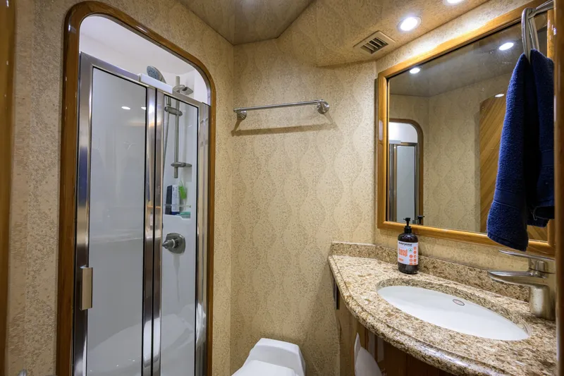 Slide: The Image of Viking 70 DESPERADO - Guest Head 2014 Viking 70 Convertible DESPERADO - 6056781