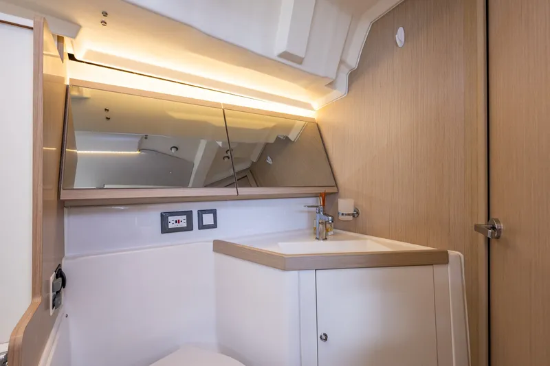 Slide: The Image of Beneteau Oceanis 46.1 2020 - 6055617