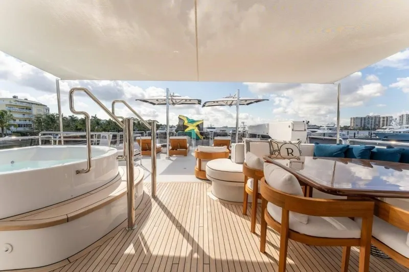Slide: The Image of Westport 130 Motoryacht 2006 - 6056544