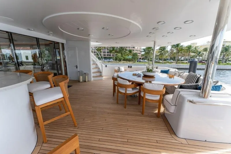Slide: The Image of Westport 130 Motoryacht 2006 - 6056550