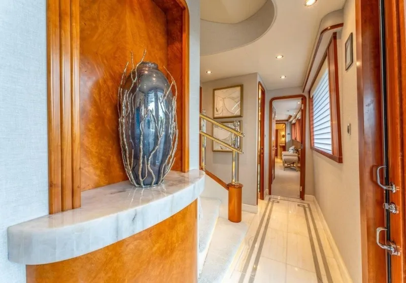 Slide: The Image of Westport 130 Motoryacht 2006 - 6056566