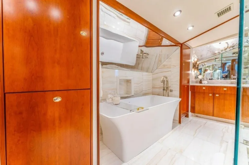 Slide: The Image of Westport 130 Motoryacht 2006 - 6056569