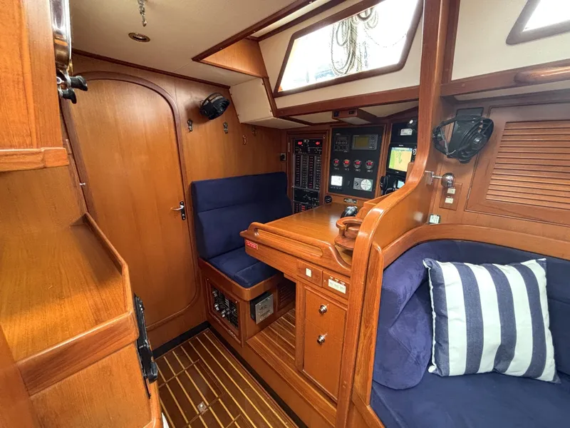 Slide: The Image of Hylas 49 2003 - 6057022