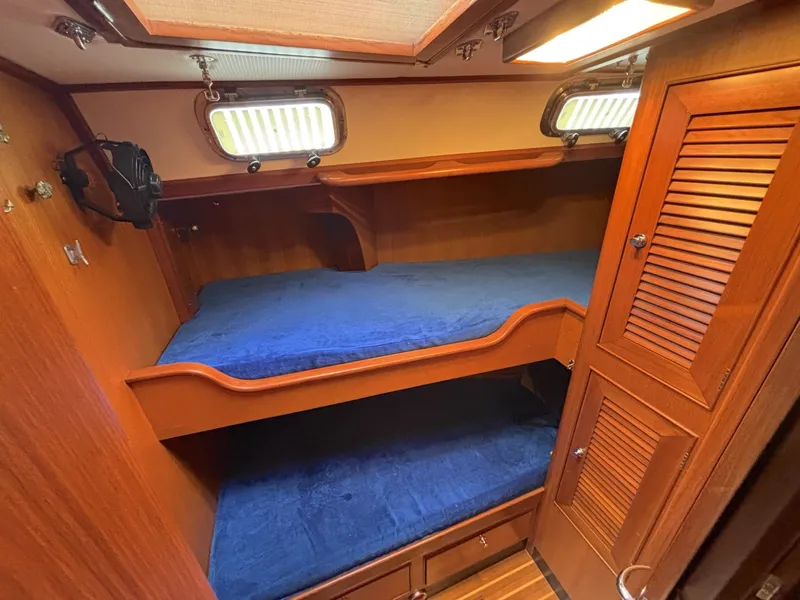 Slide: The Image of Hylas 49 2003 - 6057010