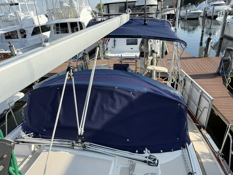 Slide: The Image of Island Packet 380 2003 - 6056989