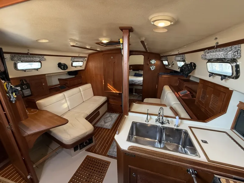 Slide: The Image of Island Packet 380 2003 - 6056976