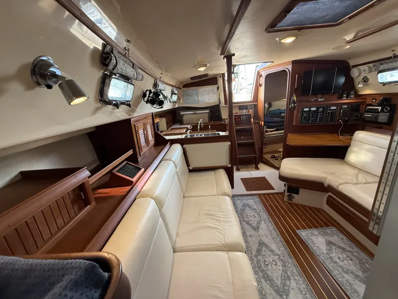 Slide: The Image of Island Packet 380 2003 - 6056967