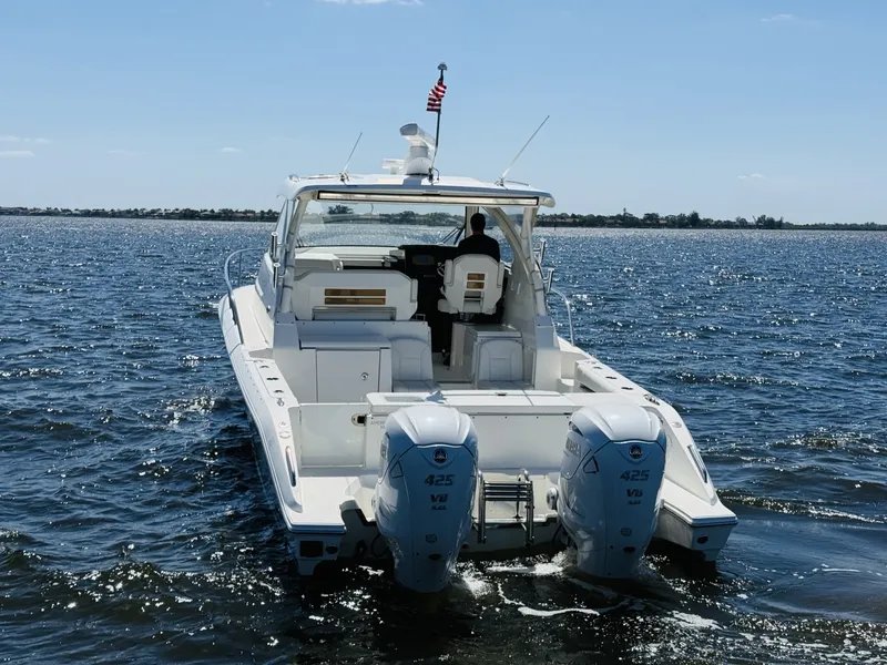 Slide: The Image of Pursuit OS 355 2021 - 6057219