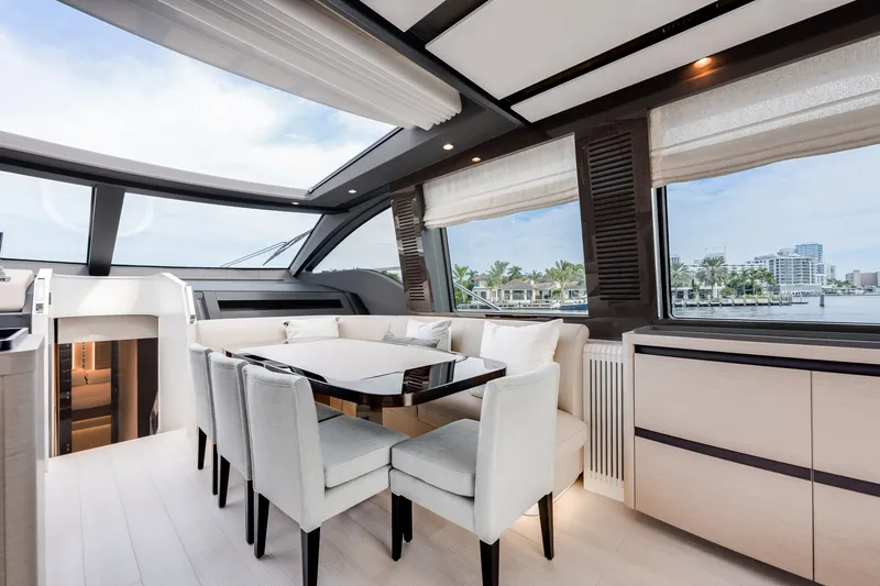 Slide: The Image of Azimut S8 2024 - 6058182