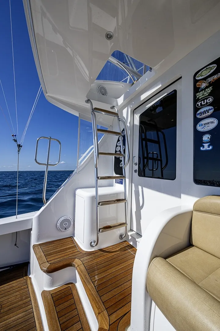 Slide: The Image of Viking 52C 2019 - 6061752