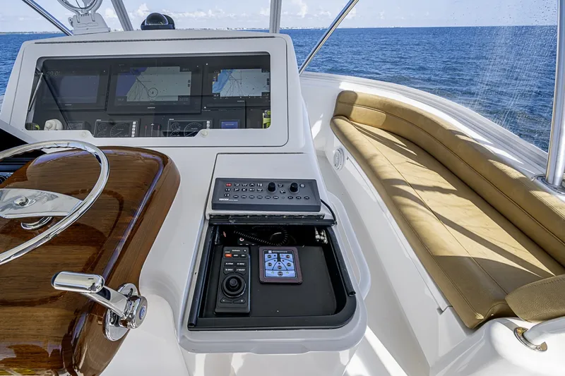 Slide: The Image of Viking 52C 2019 - 6061754