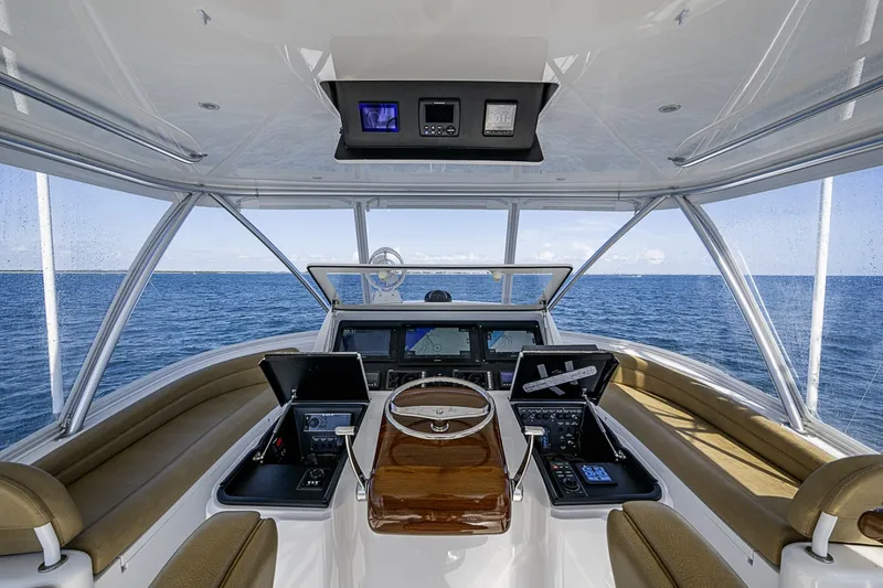 Slide: The Image of Viking 52C 2019 - 6061757