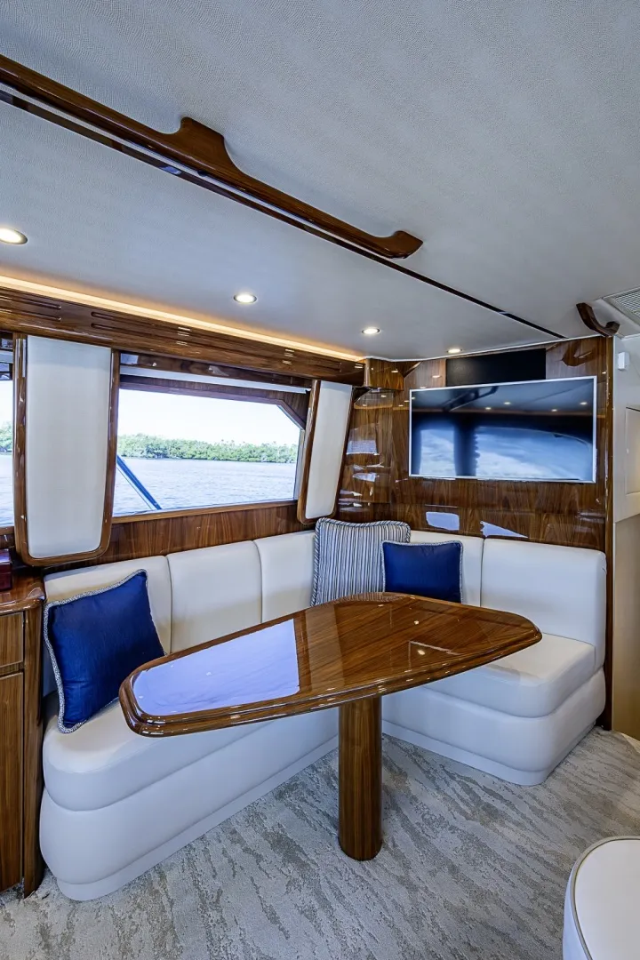 Slide: The Image of Viking 52C 2019 - 6061771