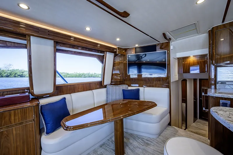 Slide: The Image of Viking 52C 2019 - 6061772