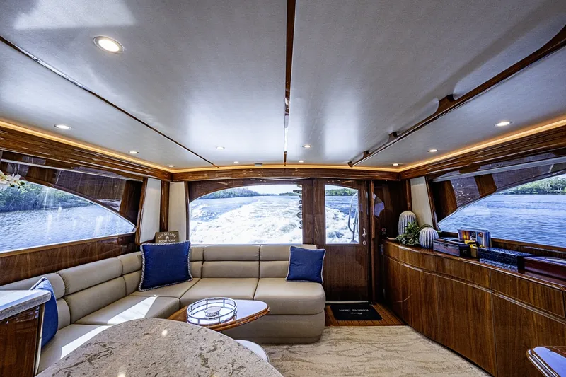 Slide: The Image of Viking 52C 2019 - 6061775