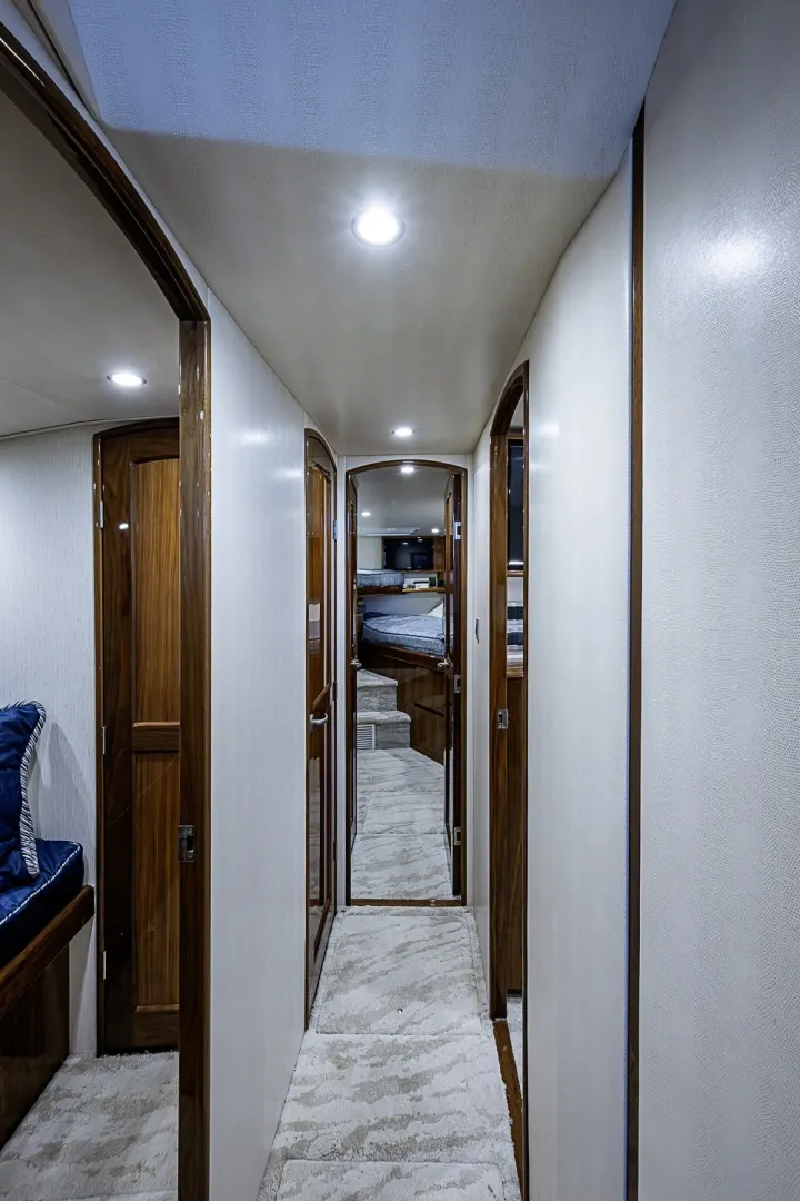 Slide: The Image of Viking 52C 2019 - 6061798