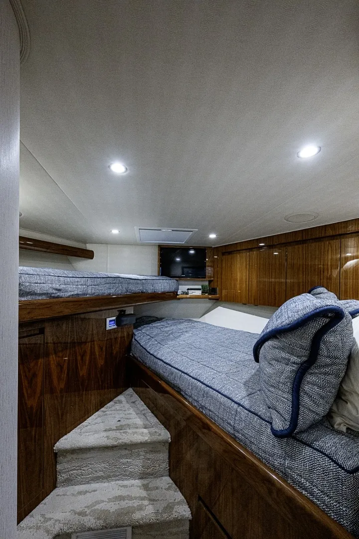 Slide: The Image of Viking 52C 2019 - 6061782