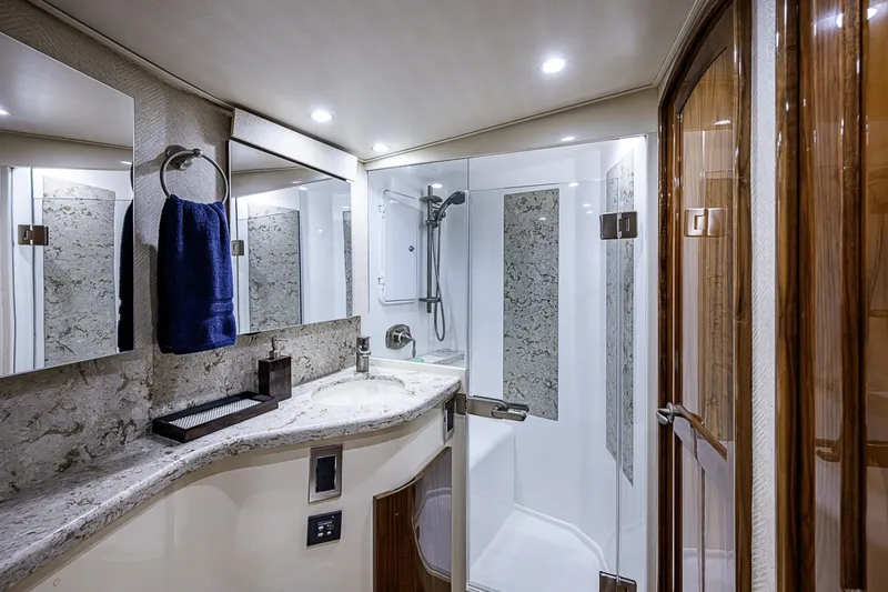 Slide: The Image of Viking 52C 2019 - 6061790