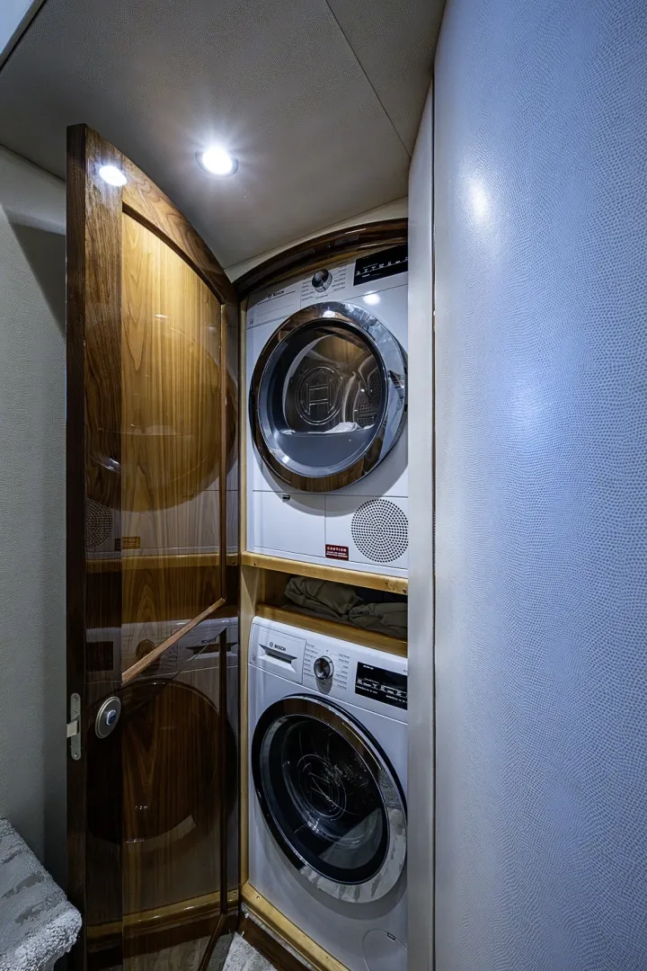 Slide: The Image of Viking 52C 2019 - 6061799