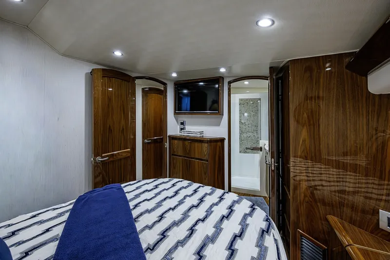 Slide: The Image of Viking 52C 2019 - 6061806