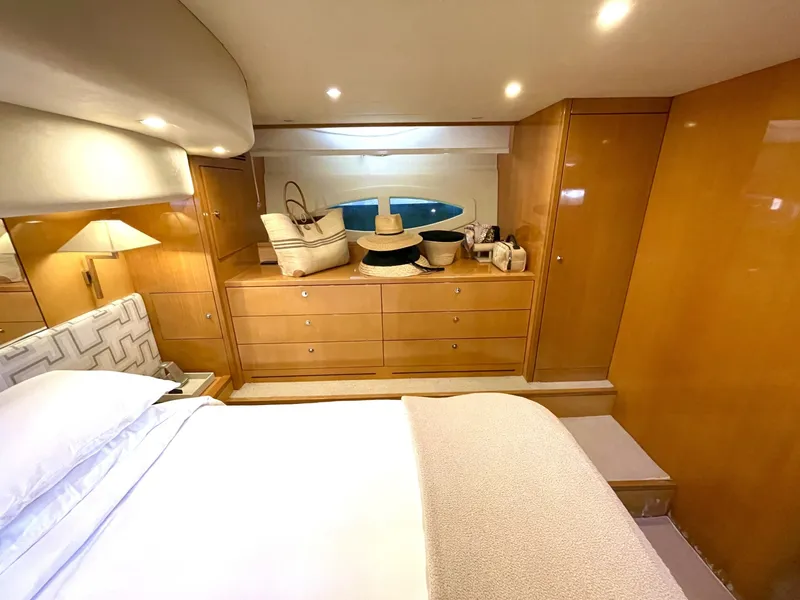 Slide: The Image of Uniesse 58 MY 2006 - 6057705