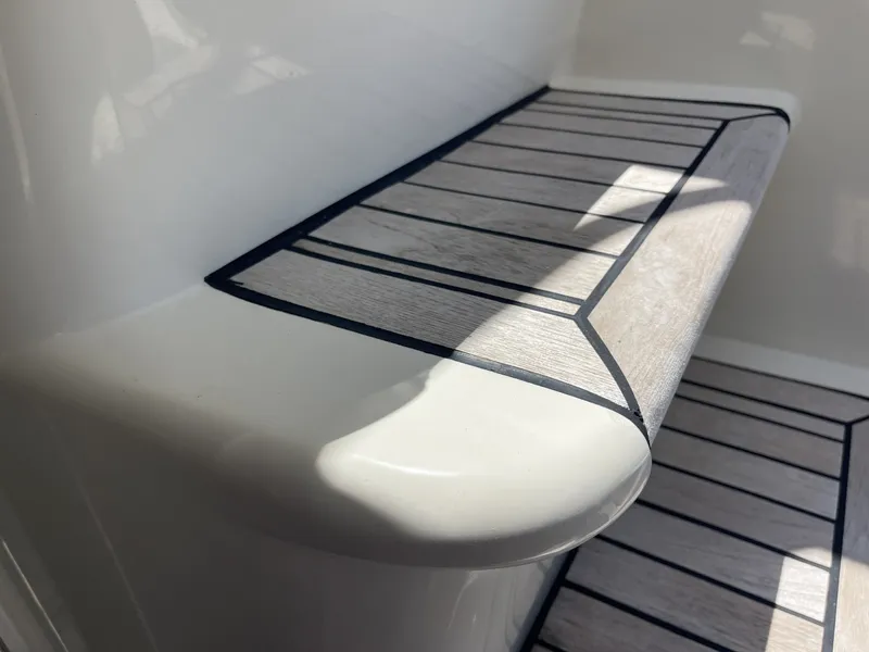 Slide: The Image of Uniesse 58 MY 2006 - 6057724