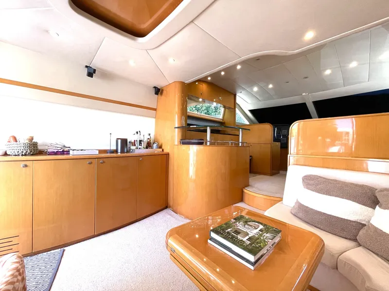 Slide: The Image of Uniesse 58 MY 2006 - 6057694