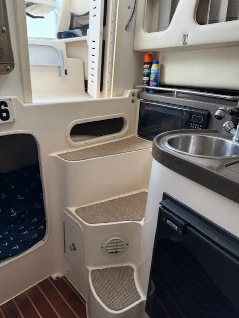 Slide: The Image of Grady-White 28 2006 - 6057769